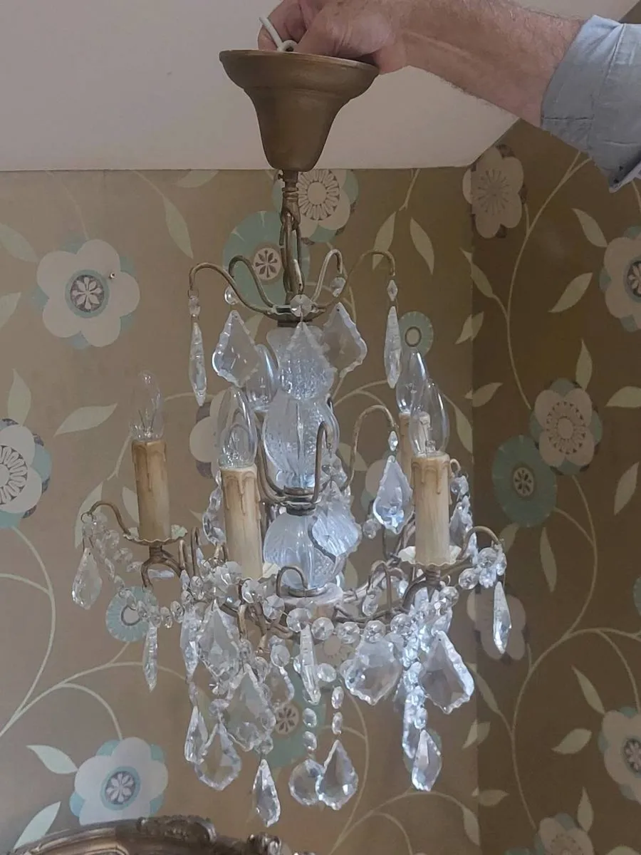 Chandelier - Image 1
