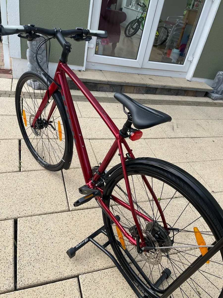 Trek FX3 hybrid bike - Image 4