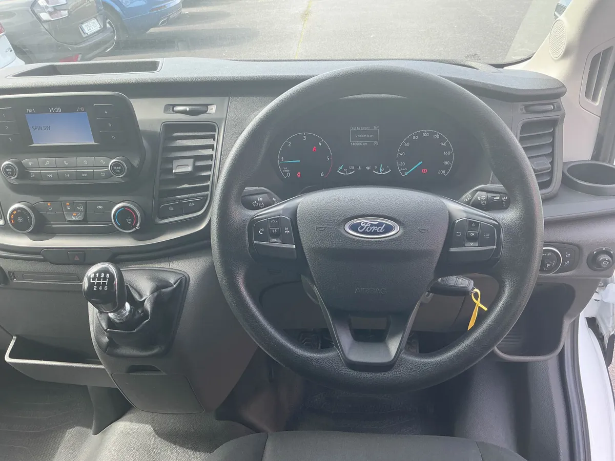 Ford Transit 2023 - Image 3
