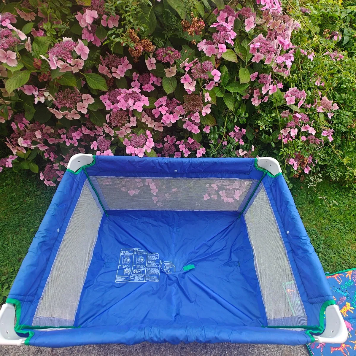 Travel cot/play pen, useful, clean & perfect - Image 3