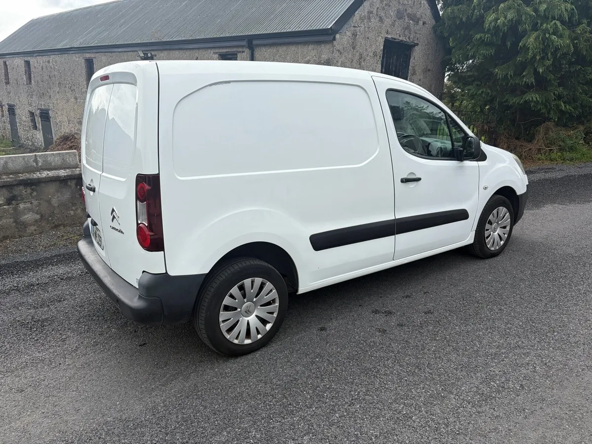 2015 Citroen Berlingo 1.6 Diesel 90bhp - Image 3