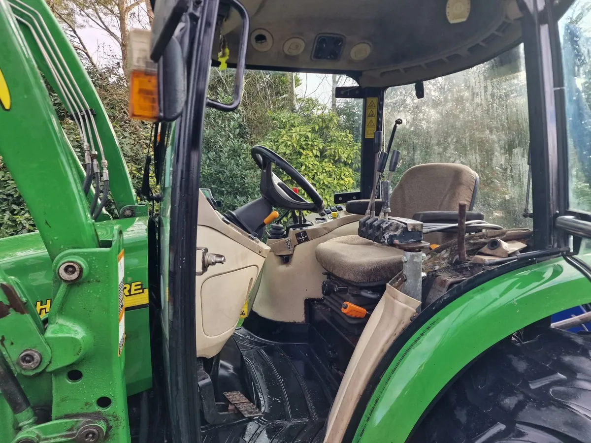 John Deere 4520 55hp Compact Tractor Loader Hedge - Image 2