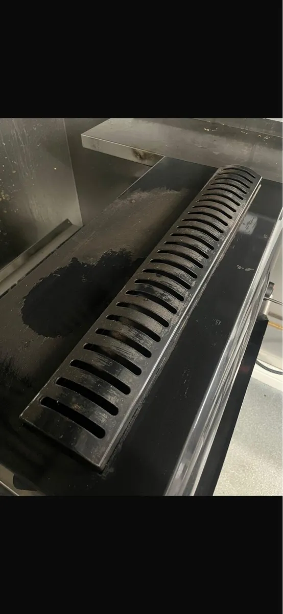 Cooker And Salamander - Image 2