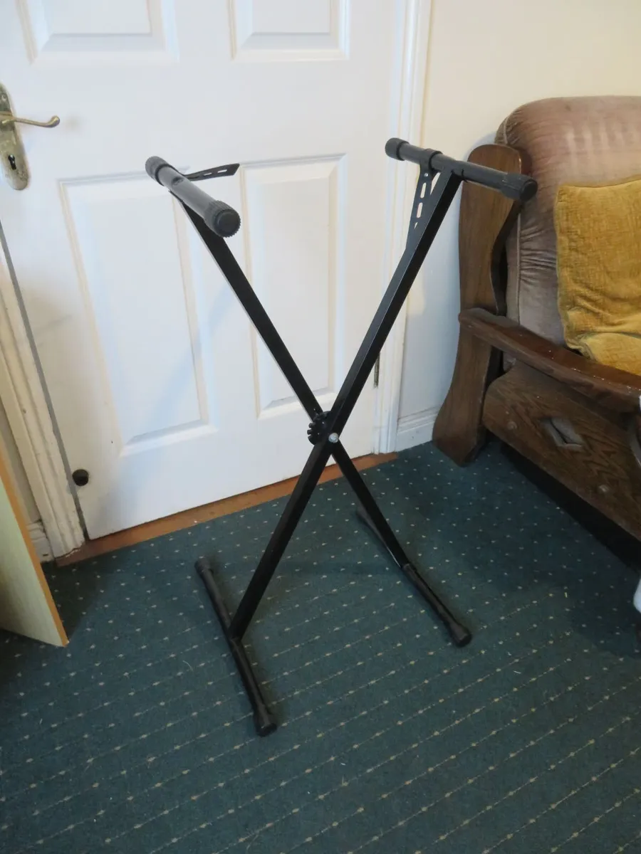 2 Keyboard stands - Image 2