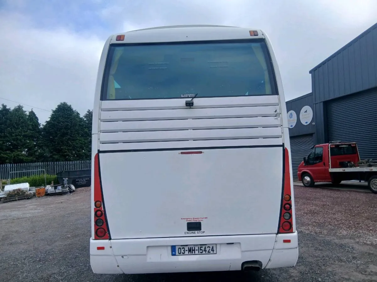 70 seaters - Image 2