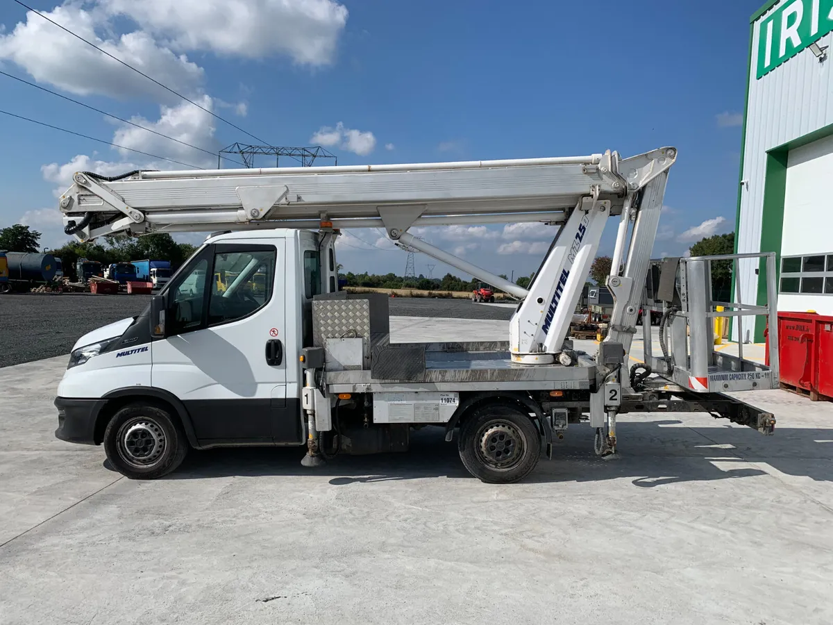2021 IVECO DAILY 3.5T CHERRY PICKER HOIST FOR AUCT - Image 2