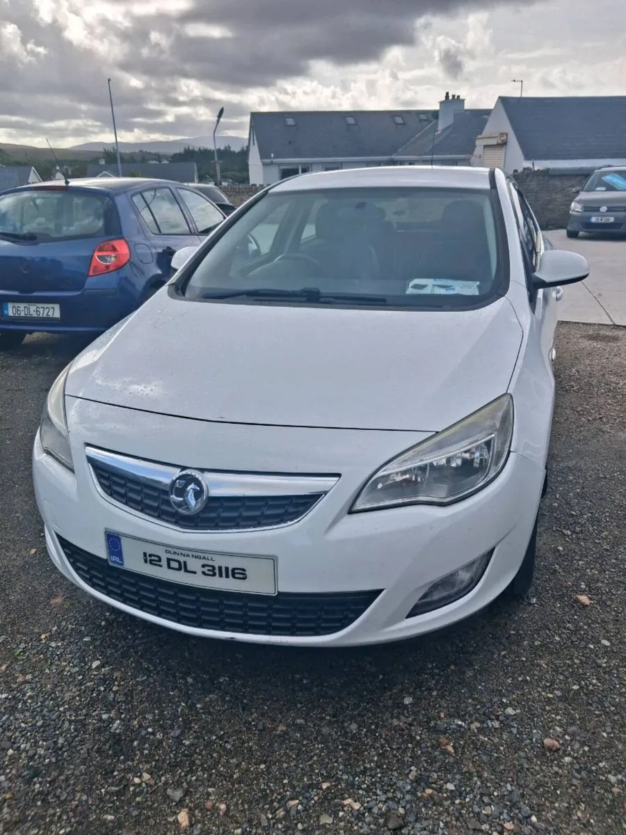 2012 Vauxhall Astra 1.7 Diesel - Image 2