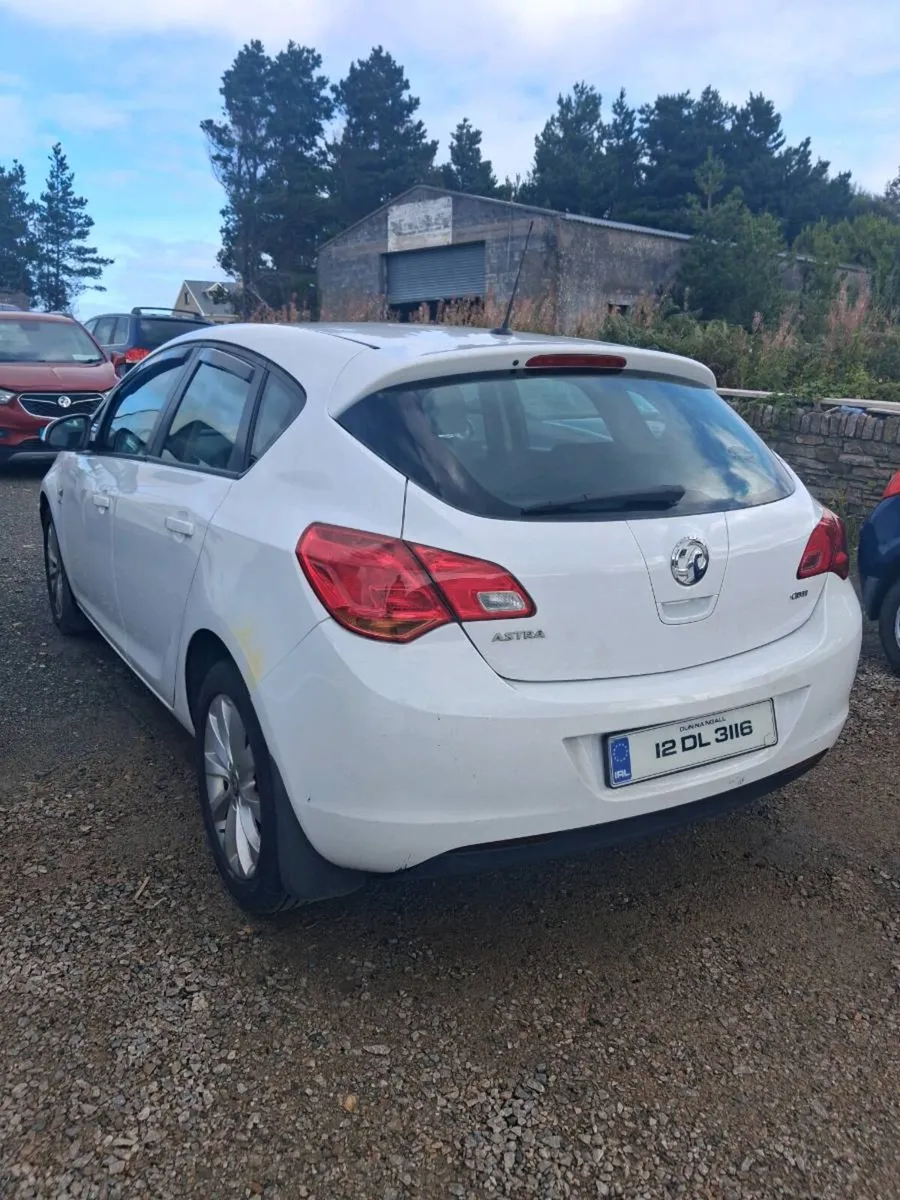 2012 Vauxhall Astra 1.7 Diesel - Image 3
