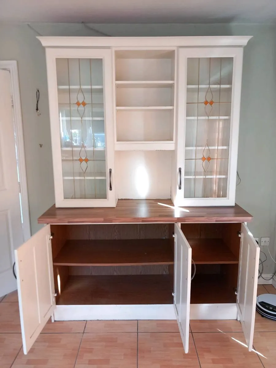 KItchen Cabinet - Image 1