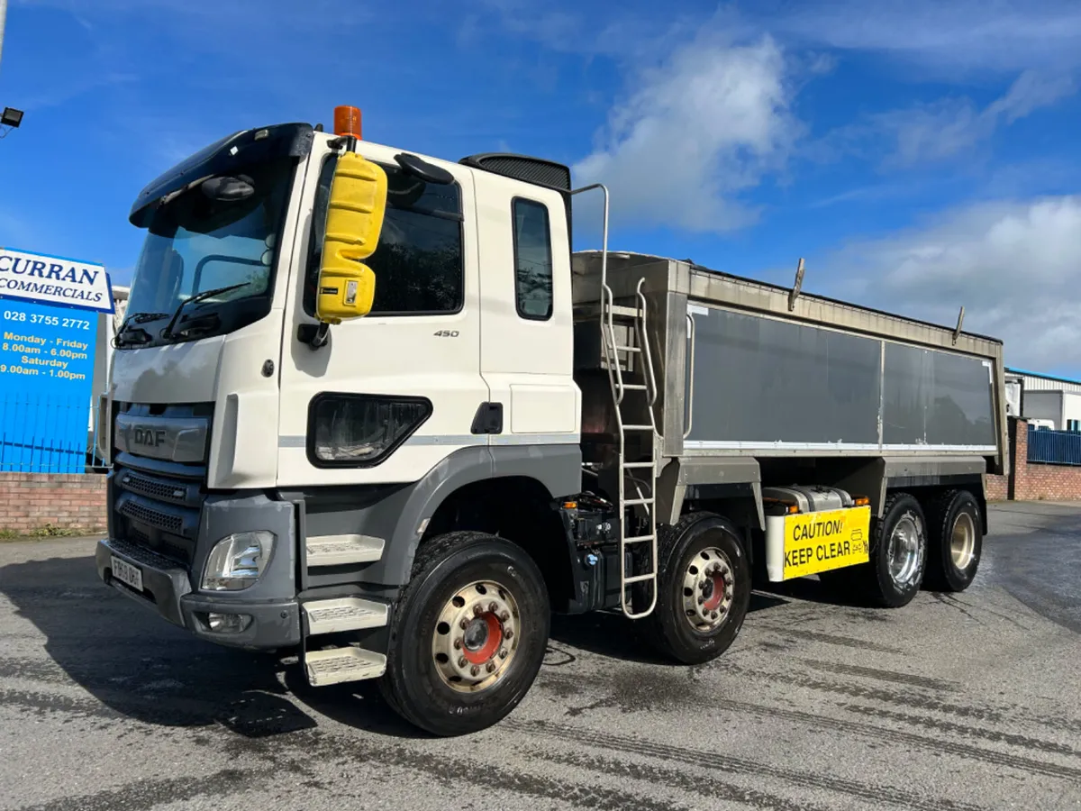 2019 Daf cf450 8x4 sleeper cab tar spec tipper - Image 1