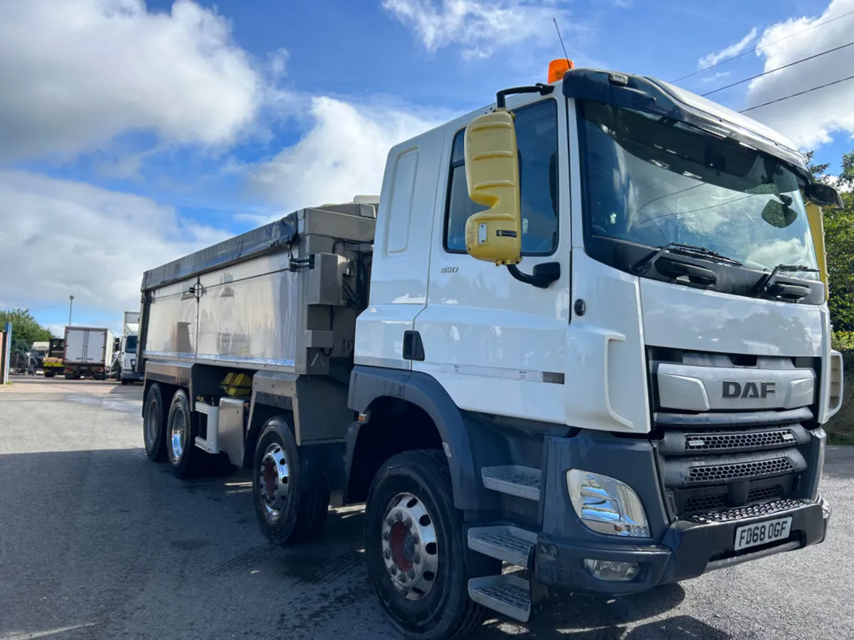 2019 Daf cf450 8x4 sleeper cab tar spec tipper - Image 3