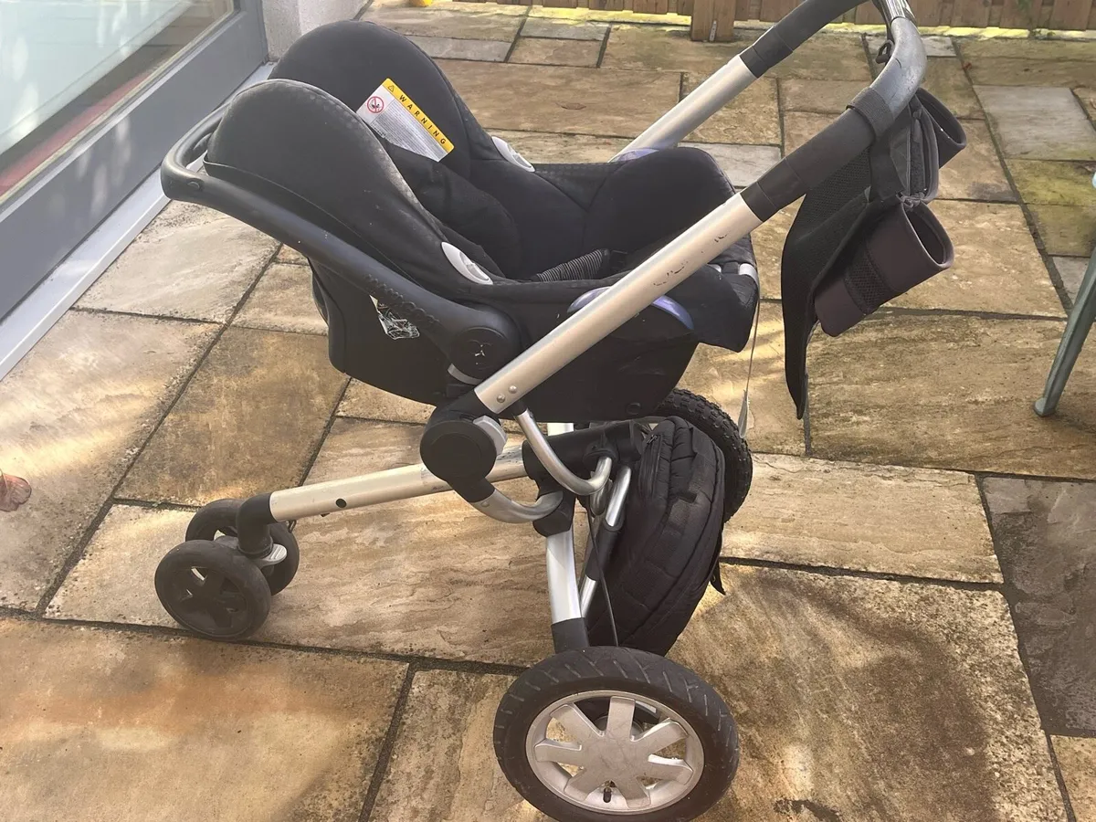 Quinny with maxicosi seat - Image 1
