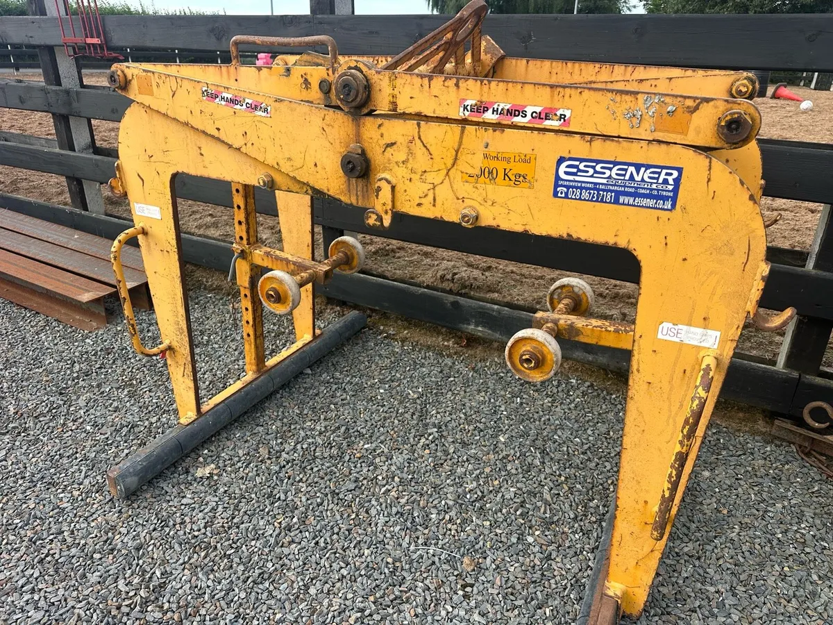 Block grab - Image 1