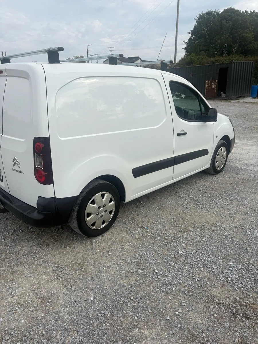 Citroen Berlingo 2018 - Image 2