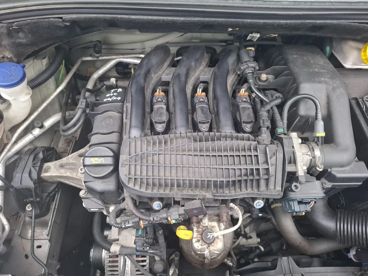 131 Citroen C3 breaking for  parts - Image 3
