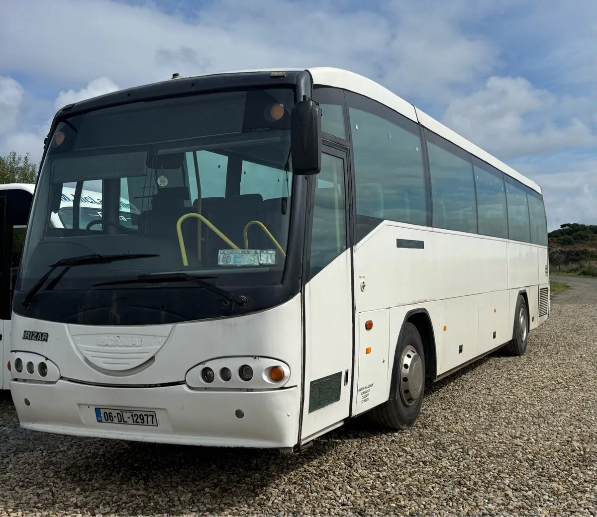 06 Coach - Image 1