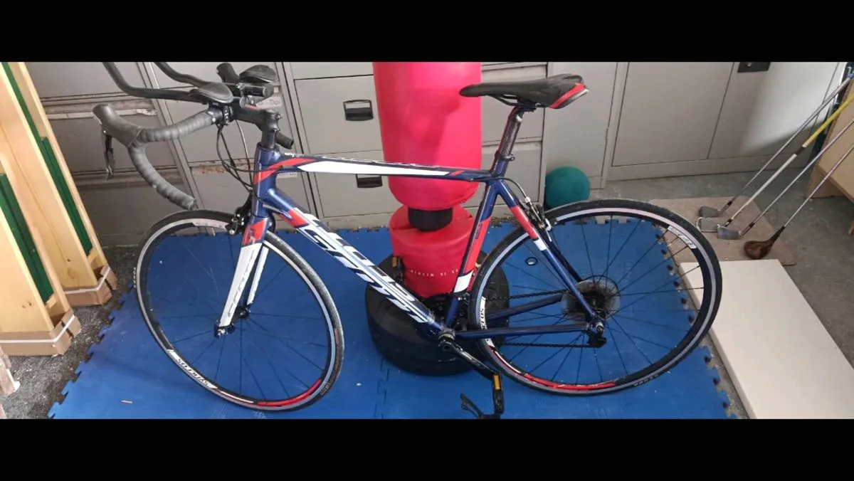 Scott Racing bike - Image 1