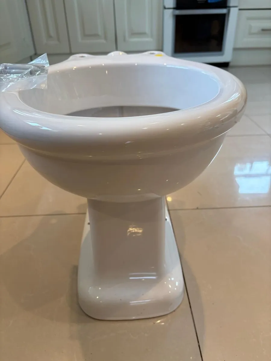 2x New Imperial Bathrooms Etoile Low Toilet Pans - Image 3