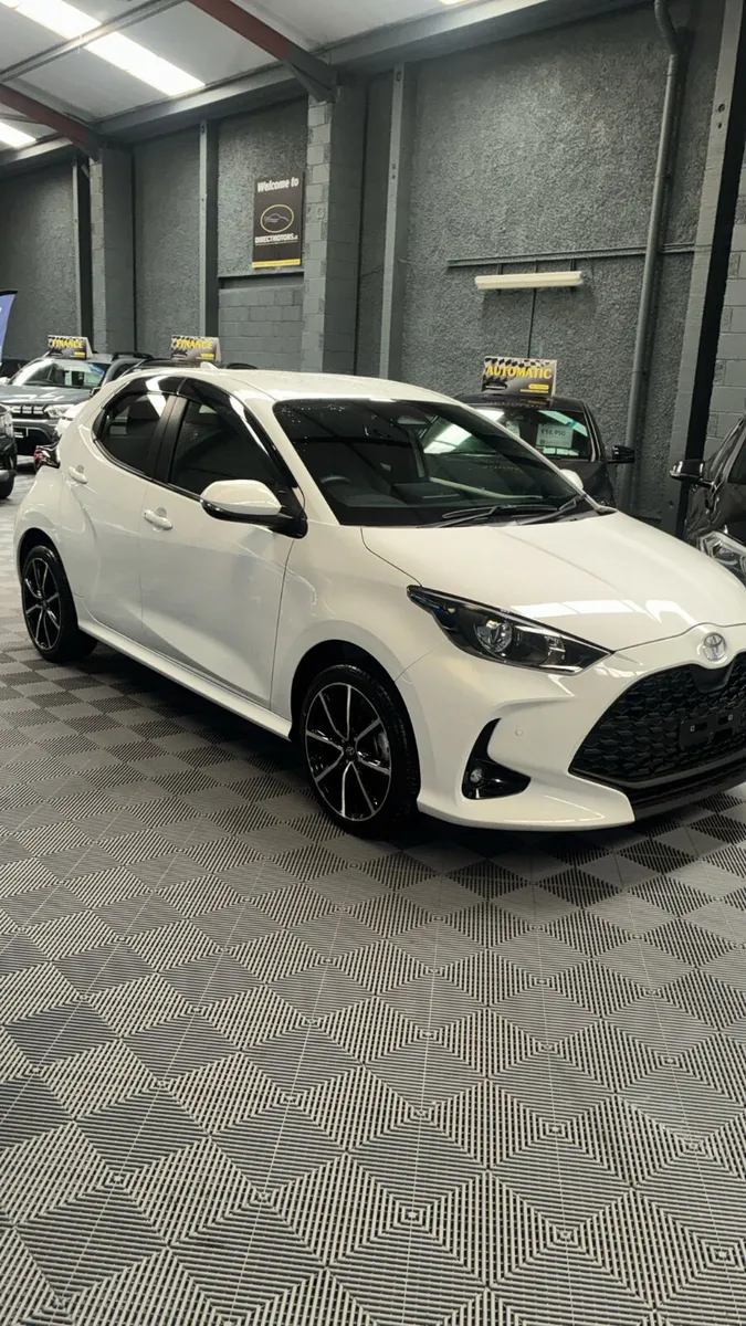 NEW 17'' Yaris 4/100 wheels - Image 1