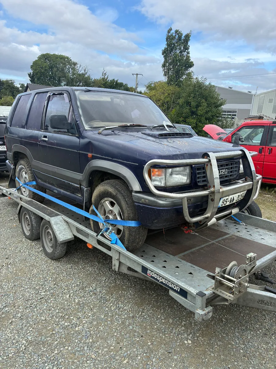 1995 Izuzu trooper 3.1 - Image 1