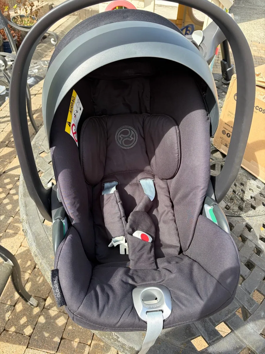 Cybex cloud z2 car seat - Image 1