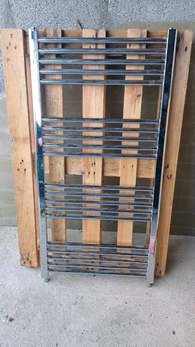 Chrome Heated Towel Rail & Shower Tray - Image 2