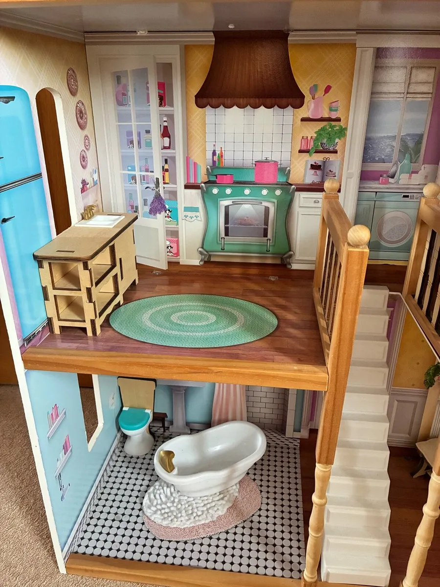 Dolls house - Image 3