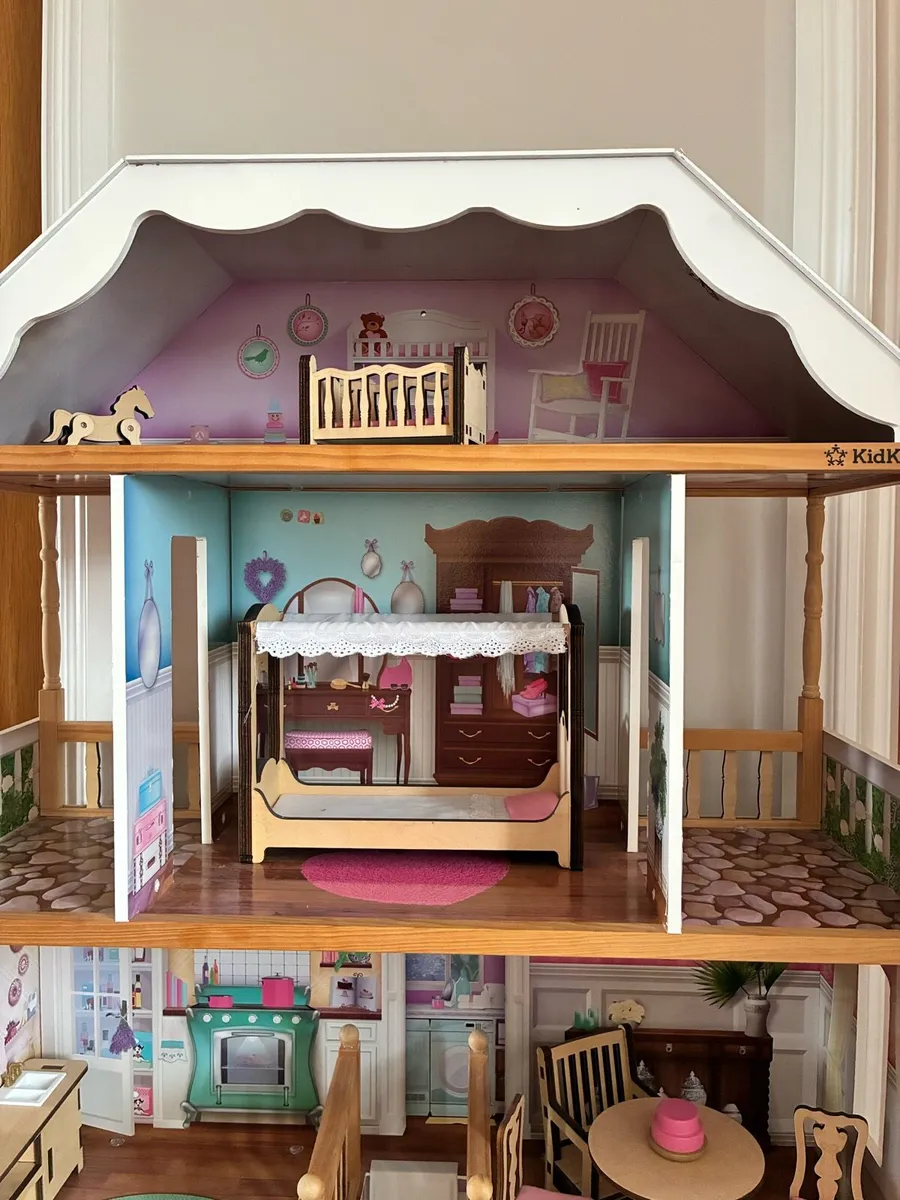 Dolls house - Image 4