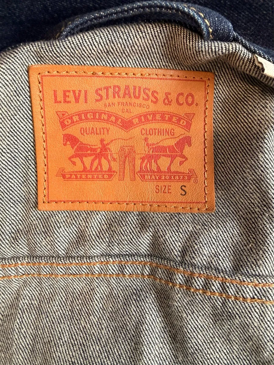 Levi’s Original Trucker Denim Jacket - Image 4