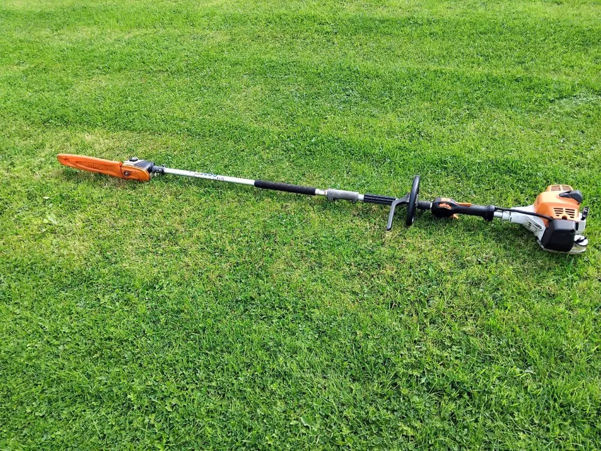 Long reach chainsaw - Image 1