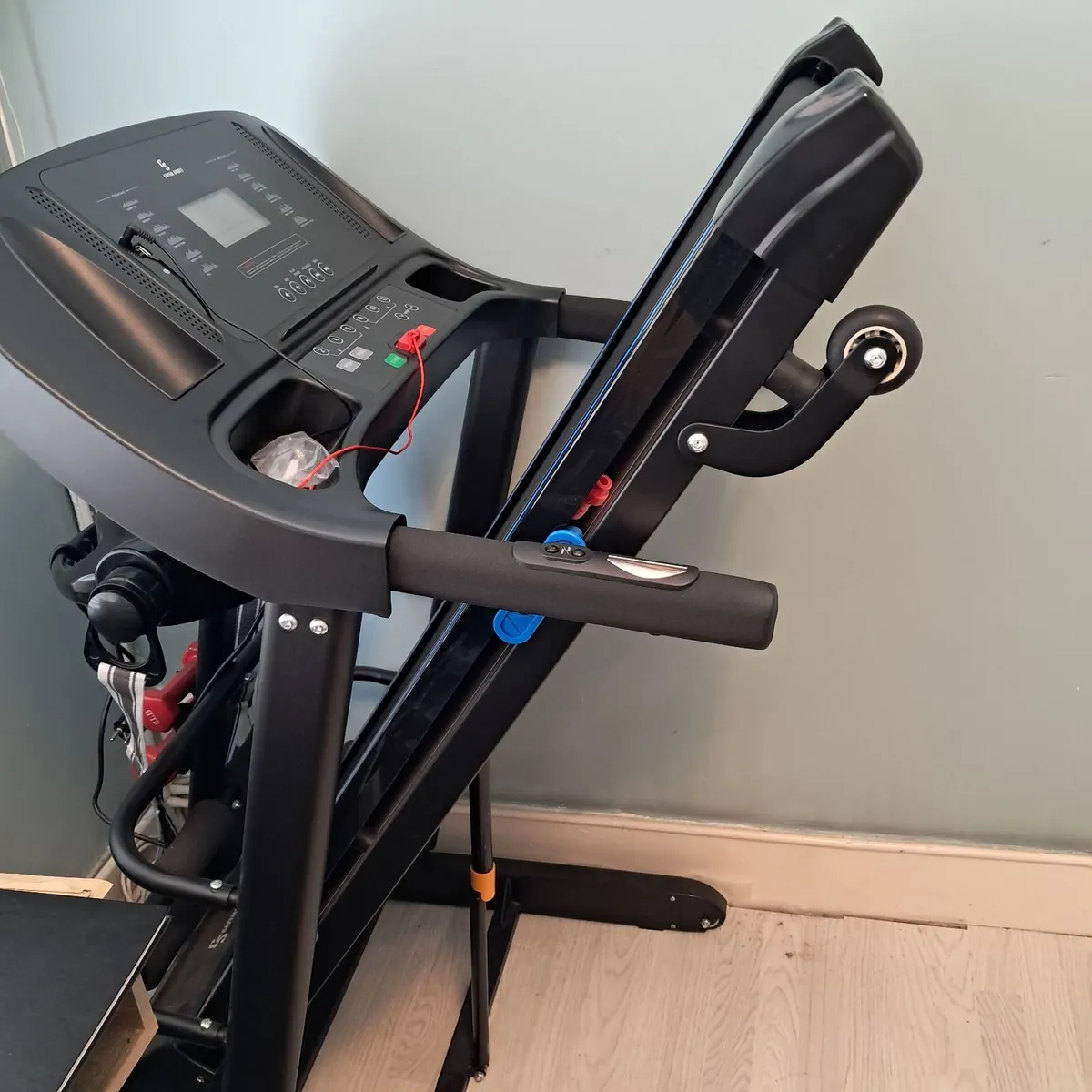 Treadmill - Image 4