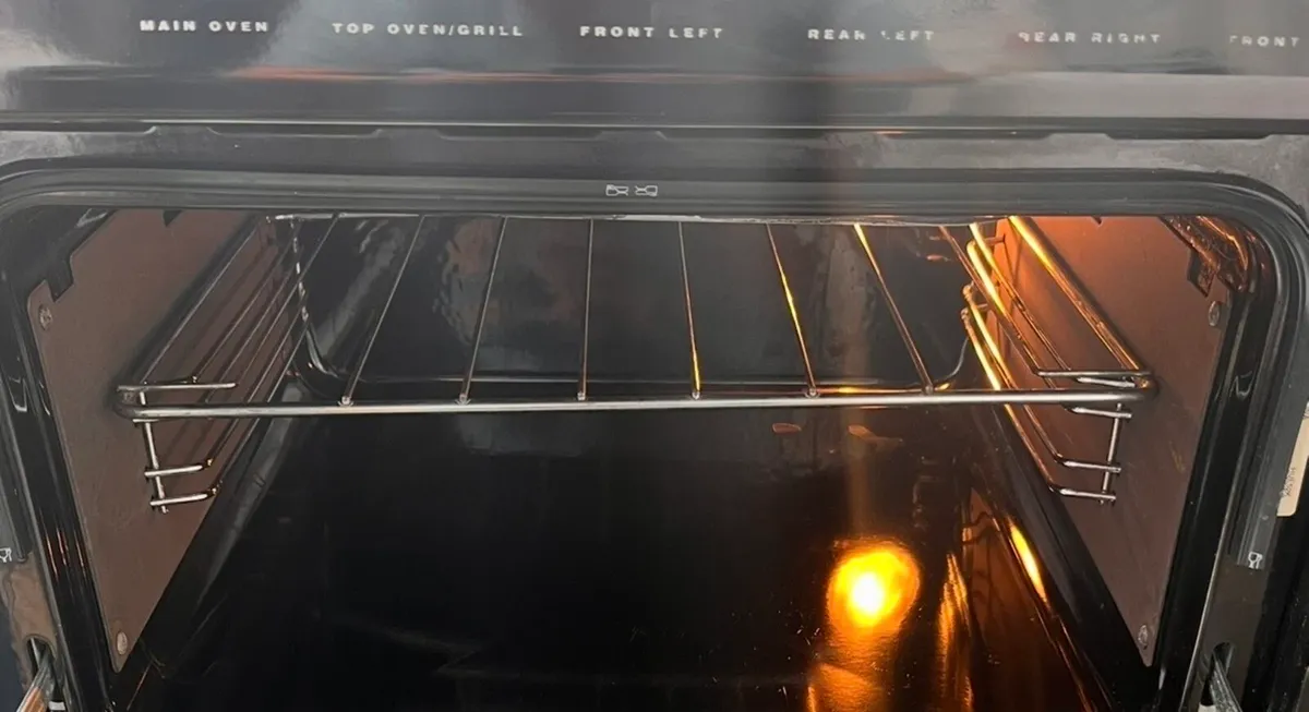 Hotpoint 50cm electric freestanding cooker - Image 2