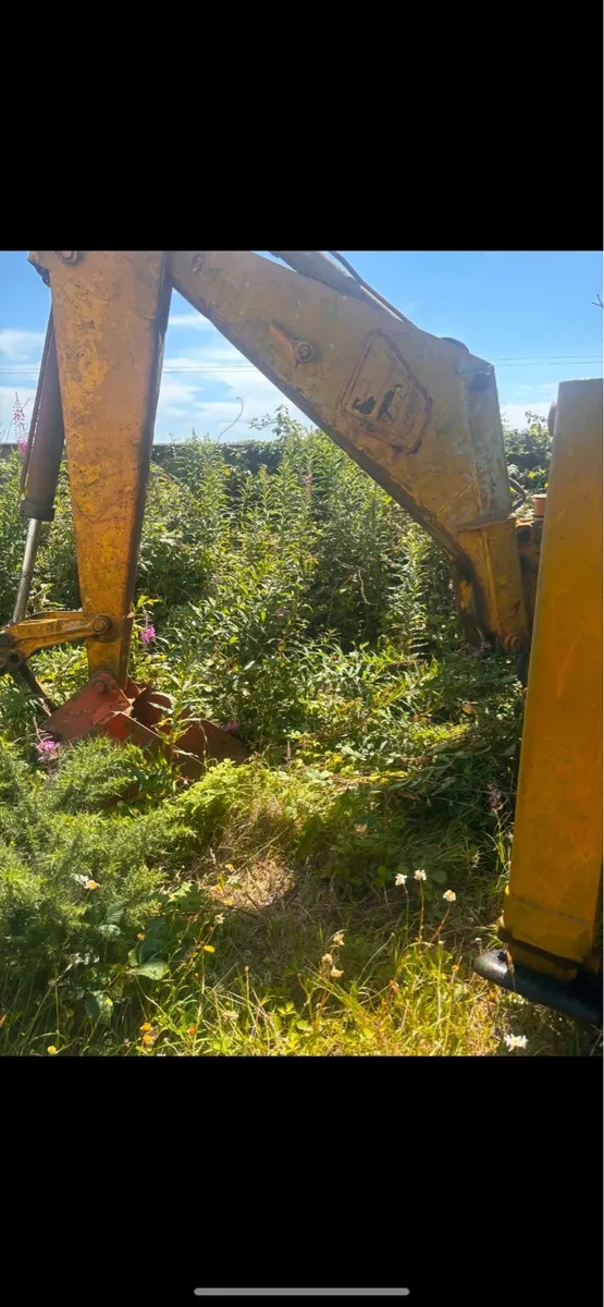 JCB digger3CX////2wheel drive  Backhoe loader - Image 3