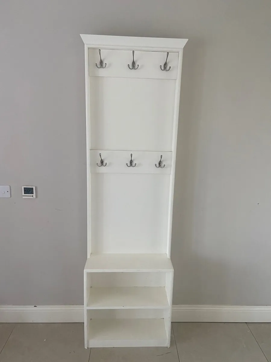 Coat unit - Image 1
