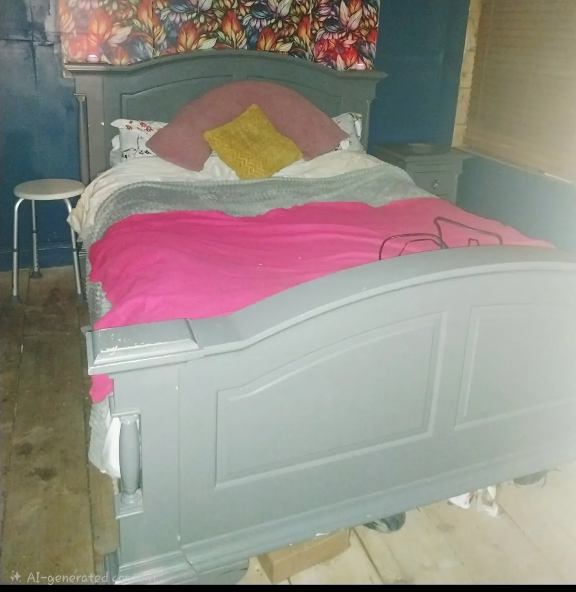 Kingsize wooden bed frame - Image 3