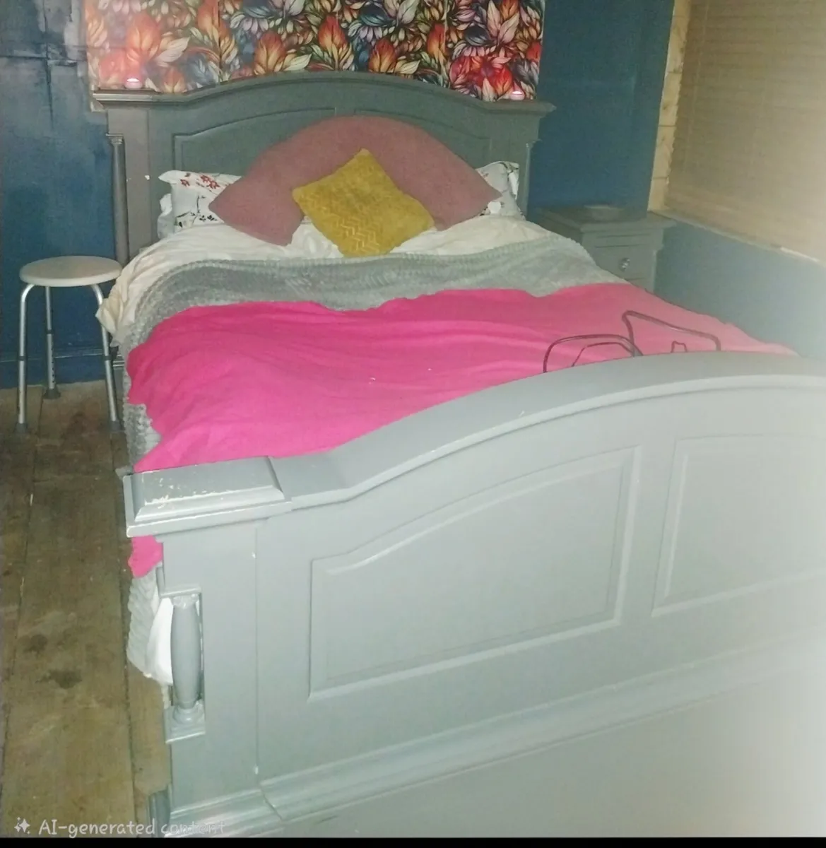 Kingsize wooden bed frame - Image 4