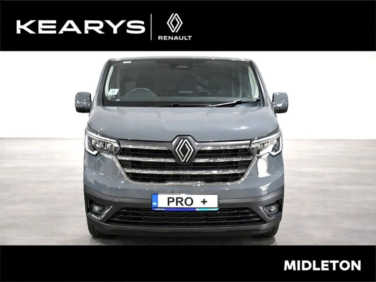 Renault Trafic LL30 BLUE DCI 170 Auto Extra Sport. - Image 2