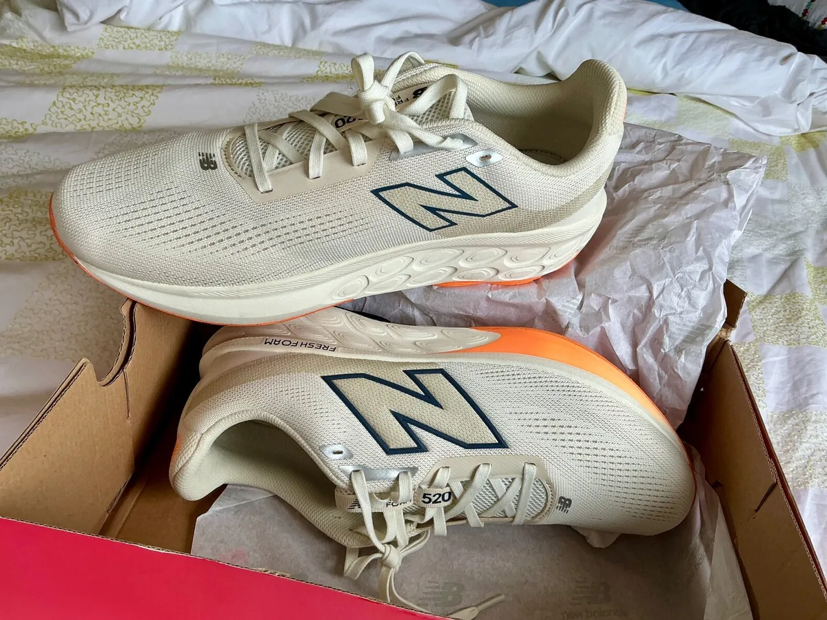 NEW Balance Running Trainers - Size 11.5 UK / 46.5 - Image 2