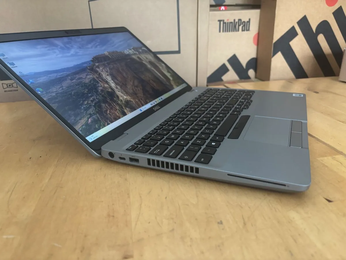 Dell Precision Engineering Laptops-i7-32GB-1TB SSD - Image 4