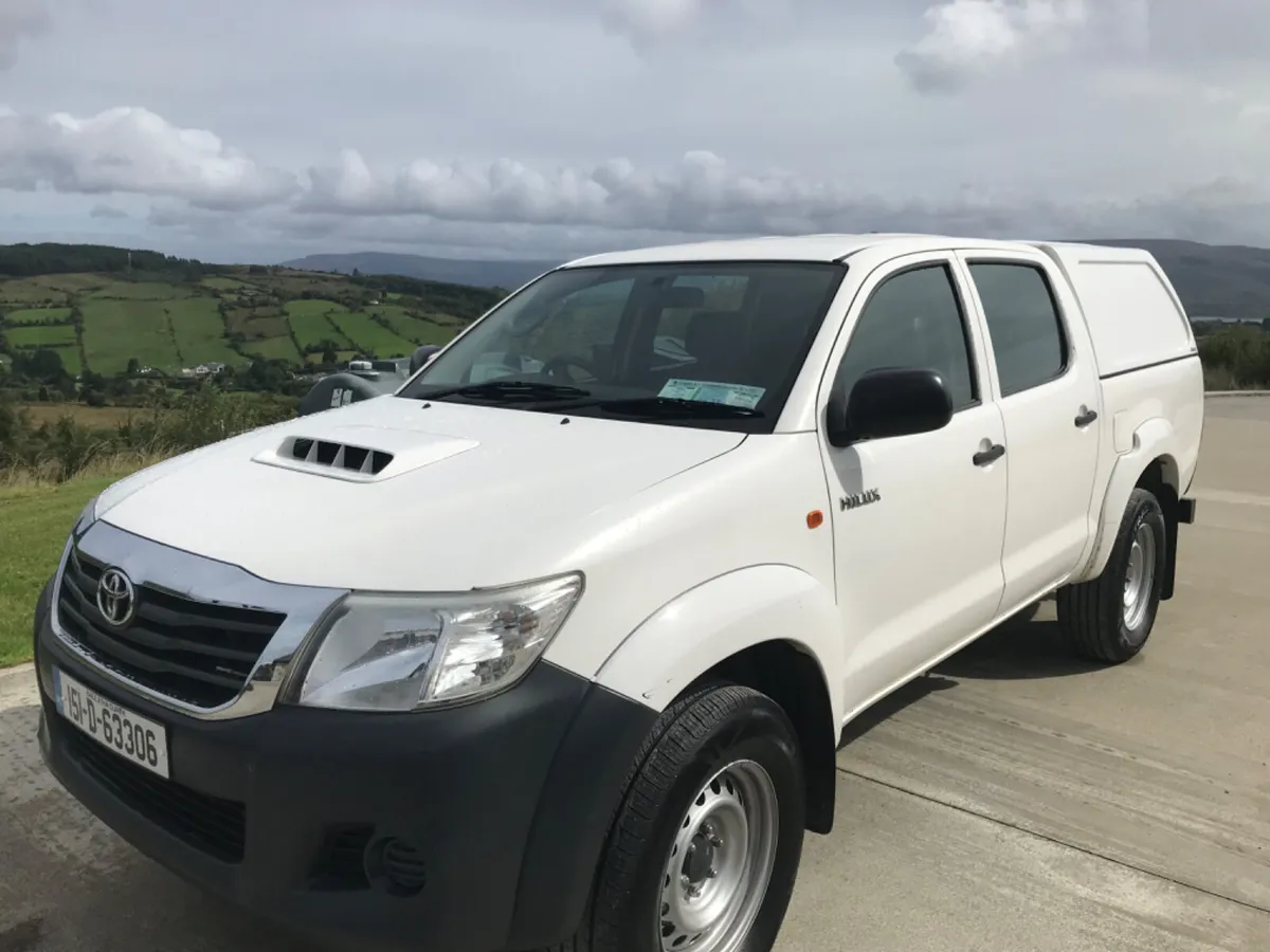Toyota Hilux 2015 - Image 2