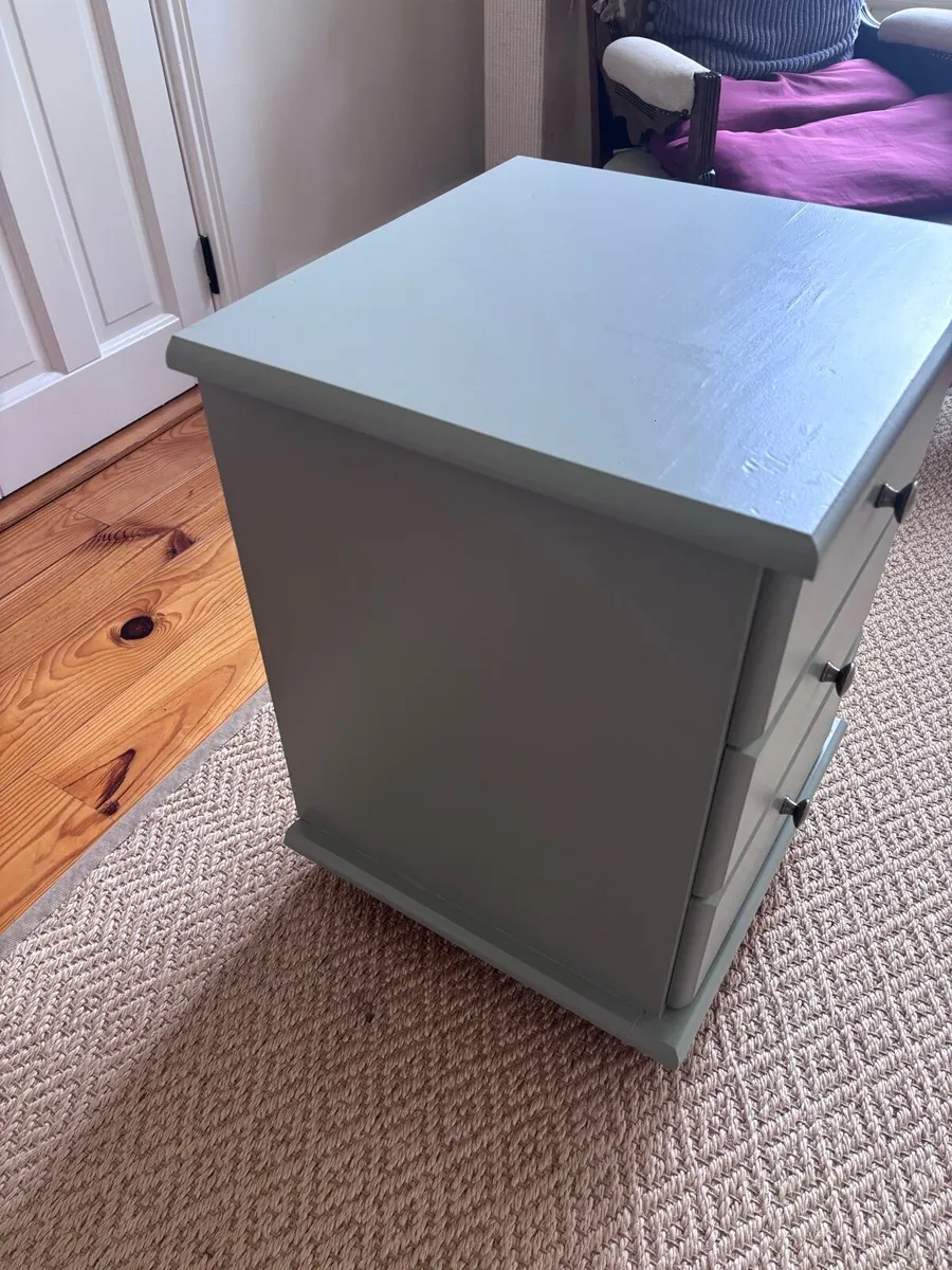 Bed side locker - Image 4