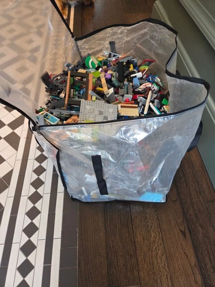 loose lego mixed 13.5kgs - Image 2