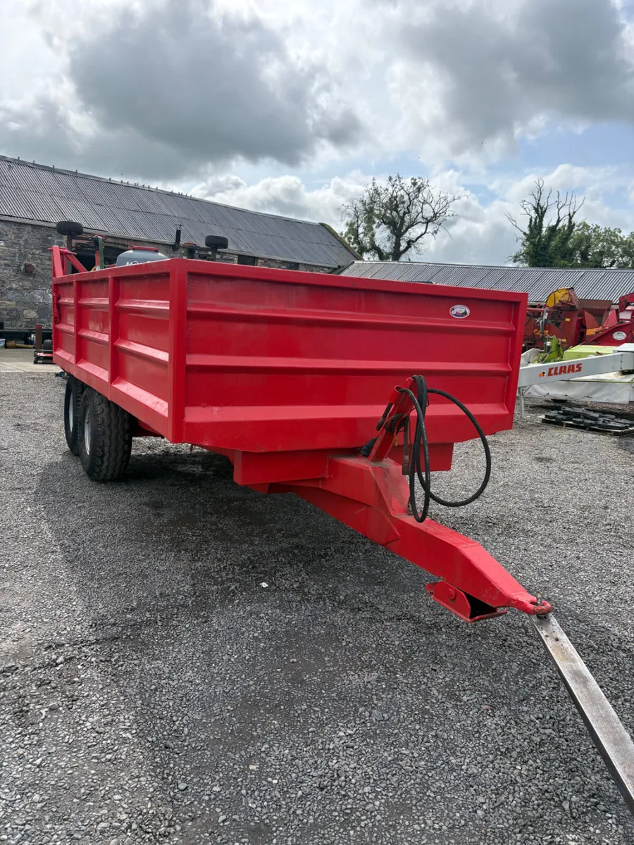 14 by 7 foot tipping trailer - Image 1