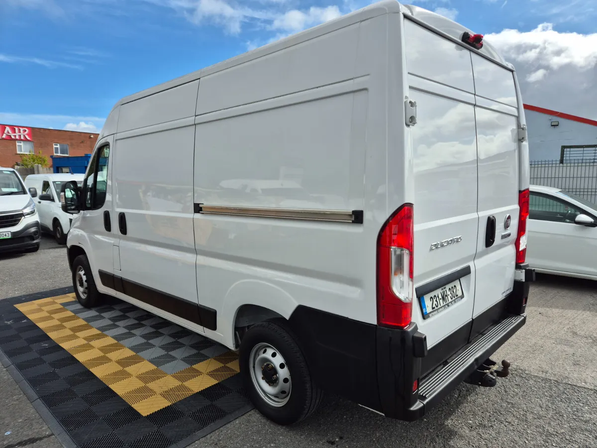 2023 Fiat Ducato Boxer Mwb mint 59km - Image 2