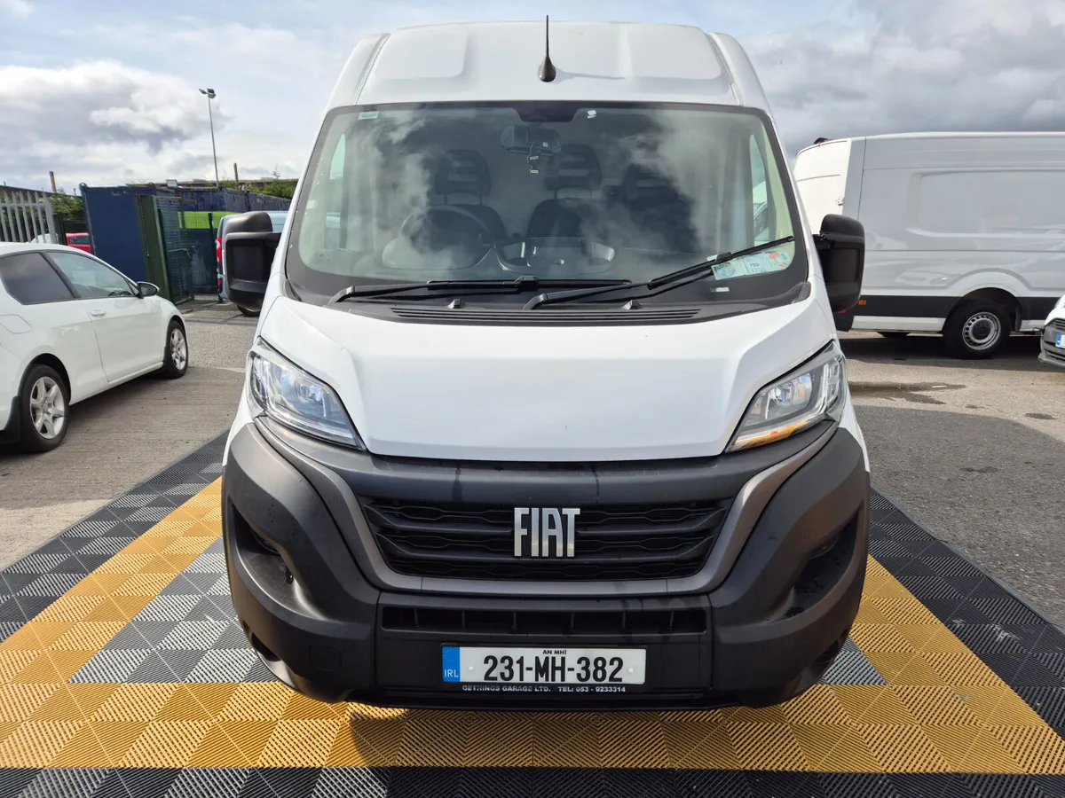 2023 Fiat Ducato Boxer Mwb mint 59km - Image 4