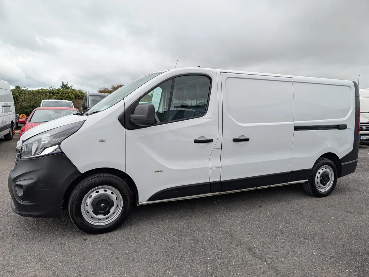 Opel Vivaro LWB 07/2027 cvrt - Image 2