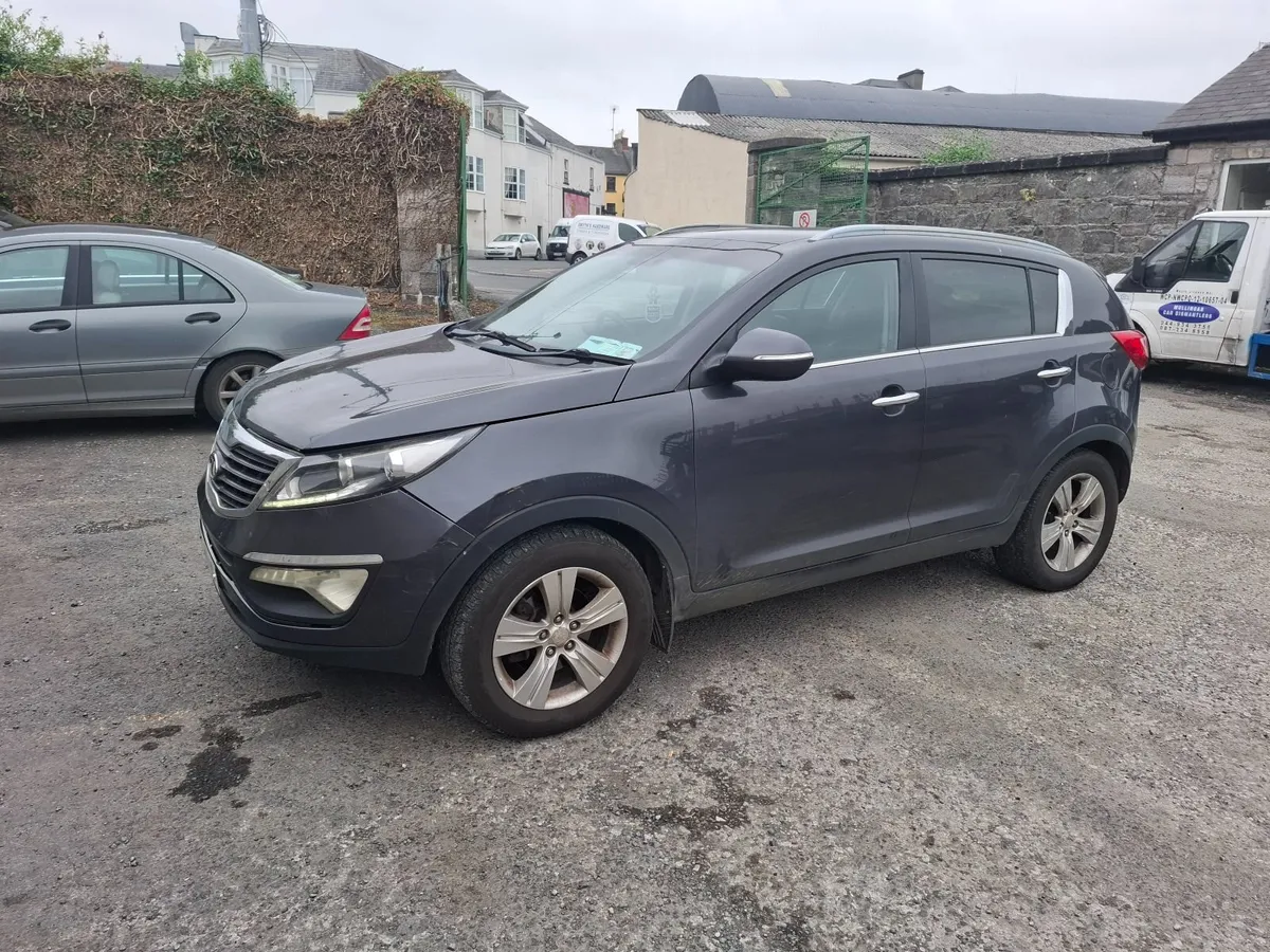 131 Kia Sportage breaking for parts - Image 3