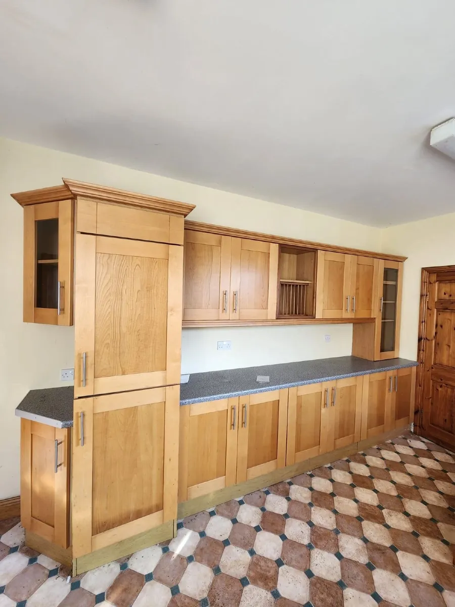 Cherry Kitchen - Image 1