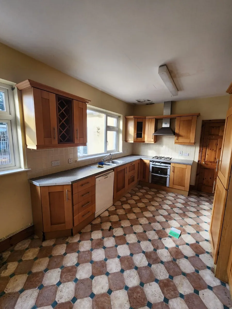 Cherry Kitchen - Image 3