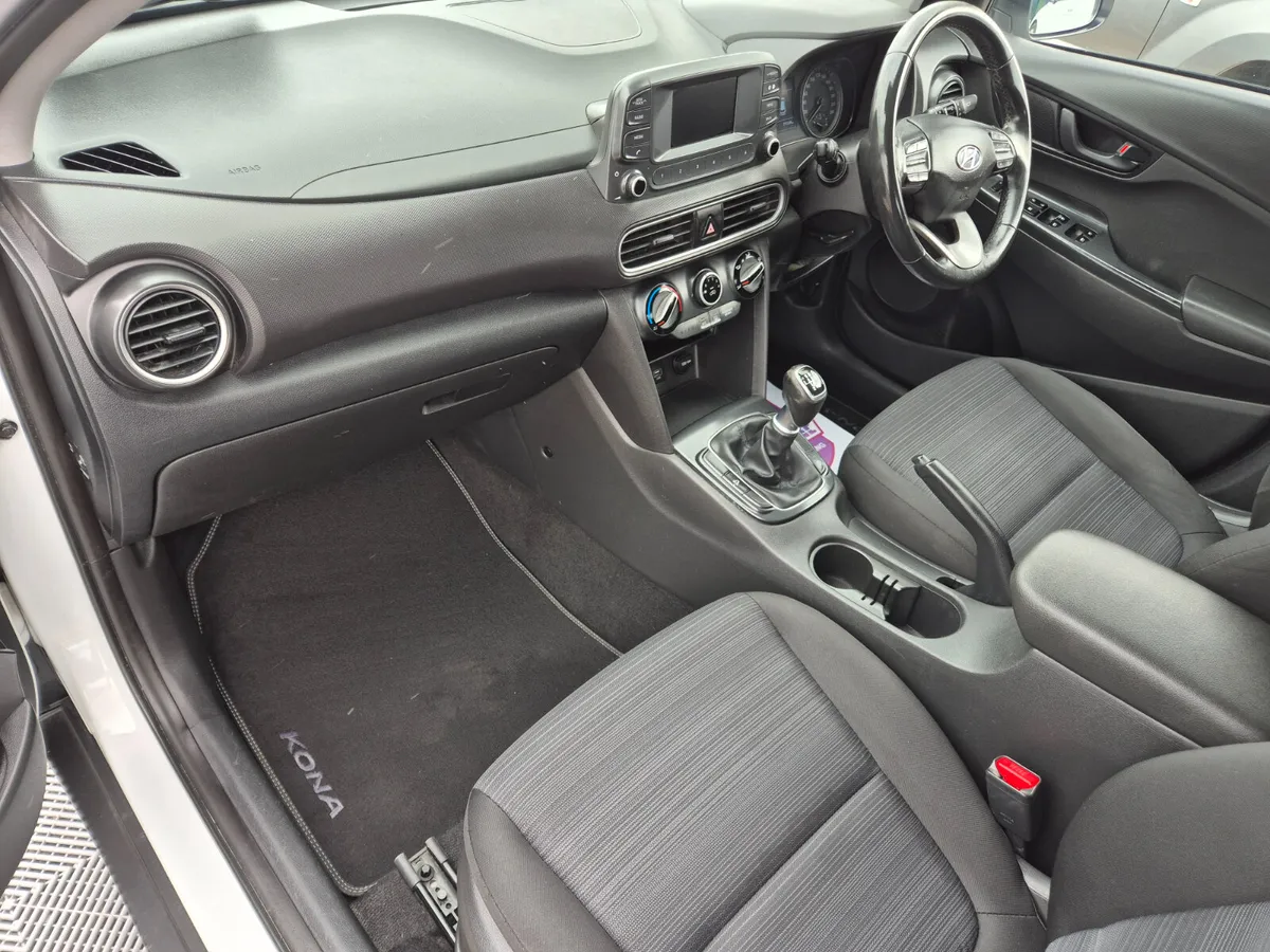 2019 Hyundai Kona Van - Image 4